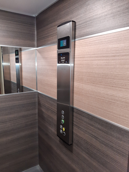AFEO modernise un ascenseur à Auris-en-Oisans.